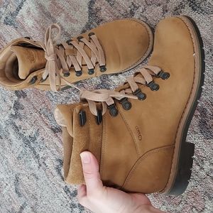 Chaco Cataluna Explorer Boot